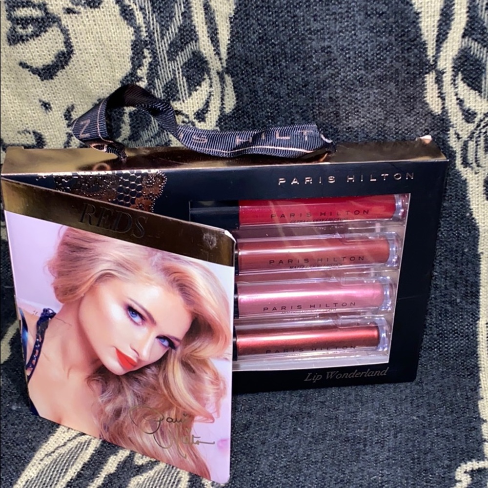 Paris Hilton Lip Wonderland Reds Collection